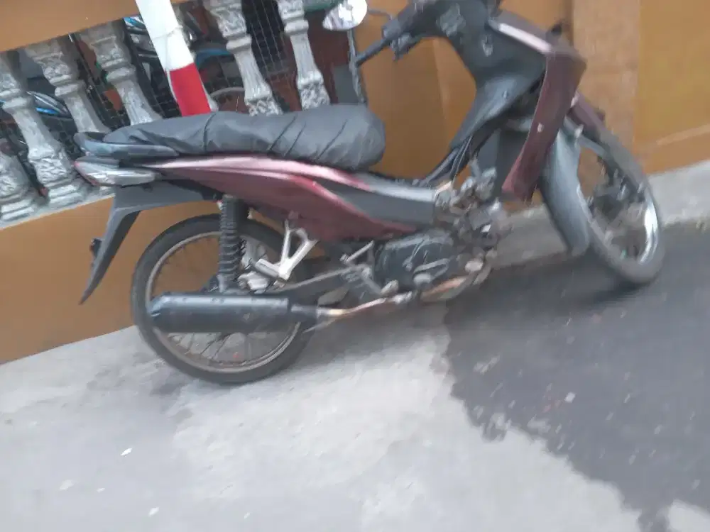 Honda Revo 2012 mesin OK,body ga lengkap