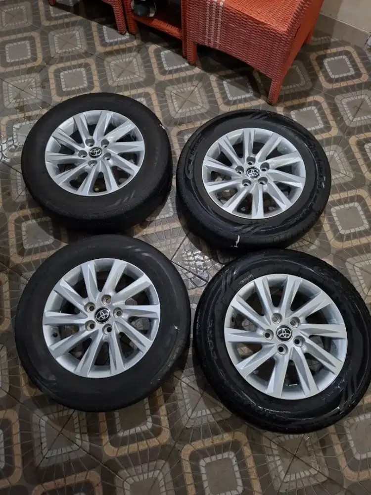 Velg innova zenix r16 pcd 5x114