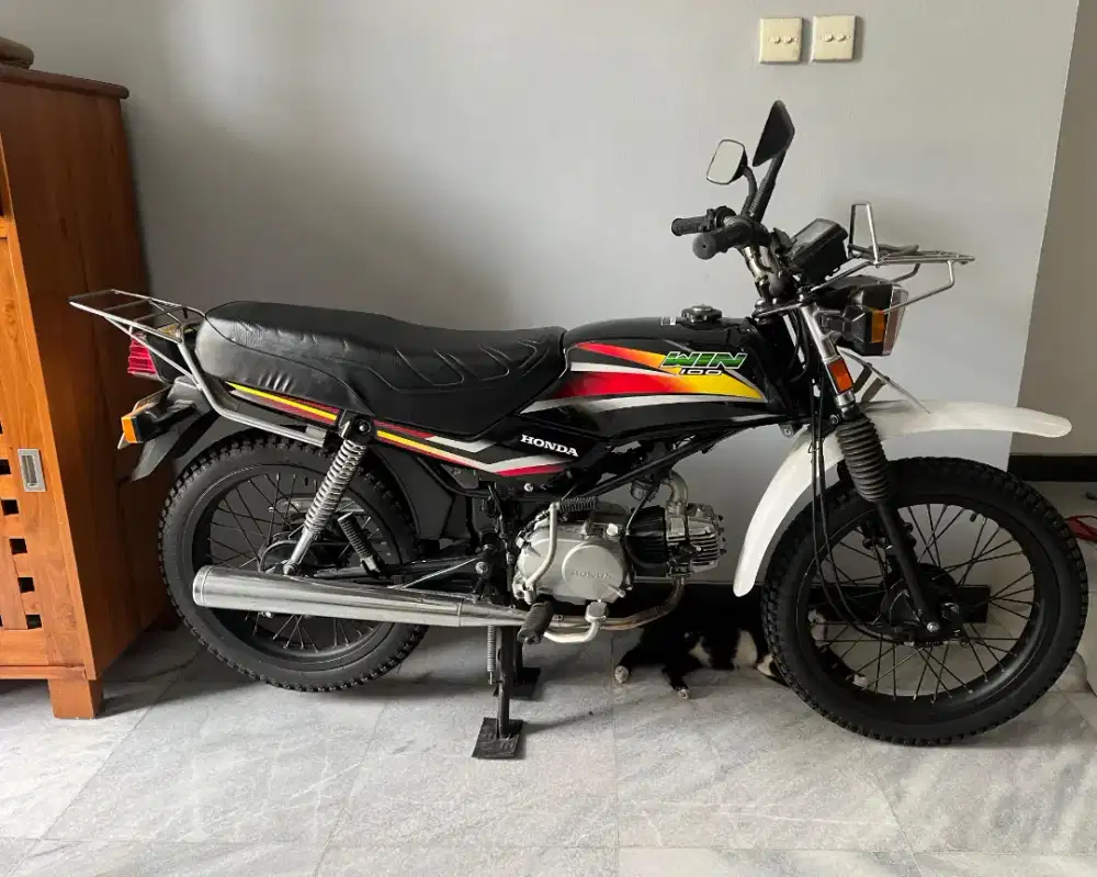 Honda WIN 100 FULL Restorasi Istimewa Antik