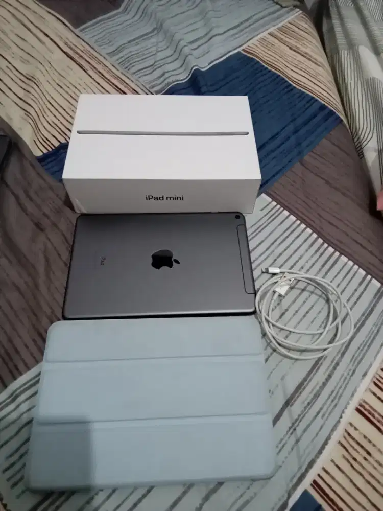 iPad Mini 5 Cellular + WiFi 256GB Space Gray ex iBox (PA/A)
