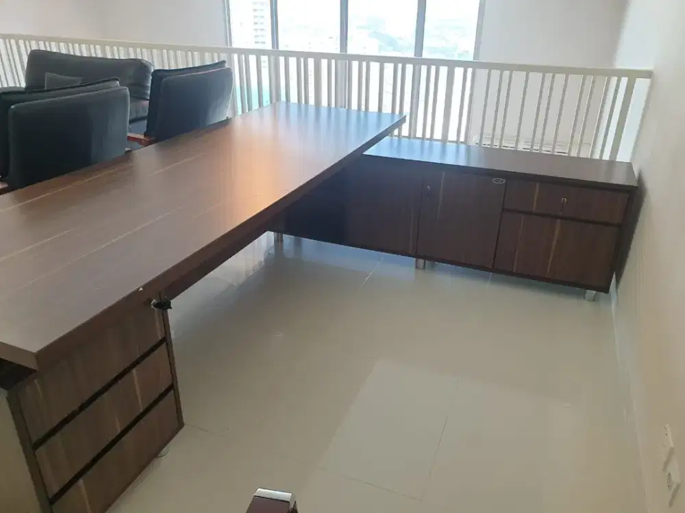 Rent Office Soho Type Ebony Furnished Kantor ready 8 Agustus