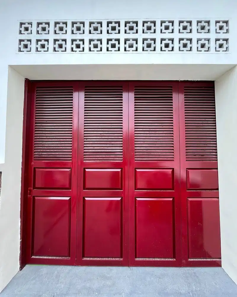 Pintu garasi handerson minimalis