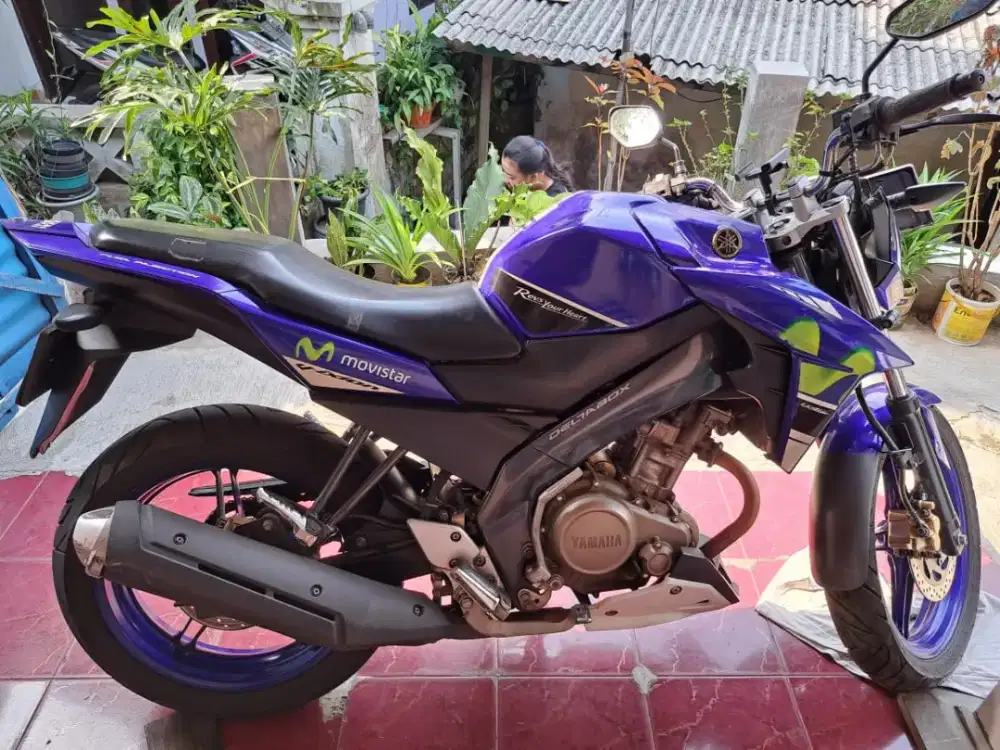 YAMAHA VIXION MOVISTAR TAHUN 2015