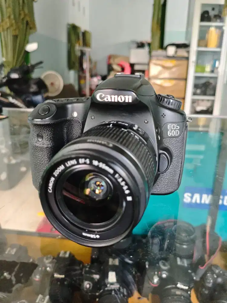 CANON EOS 60D KIT