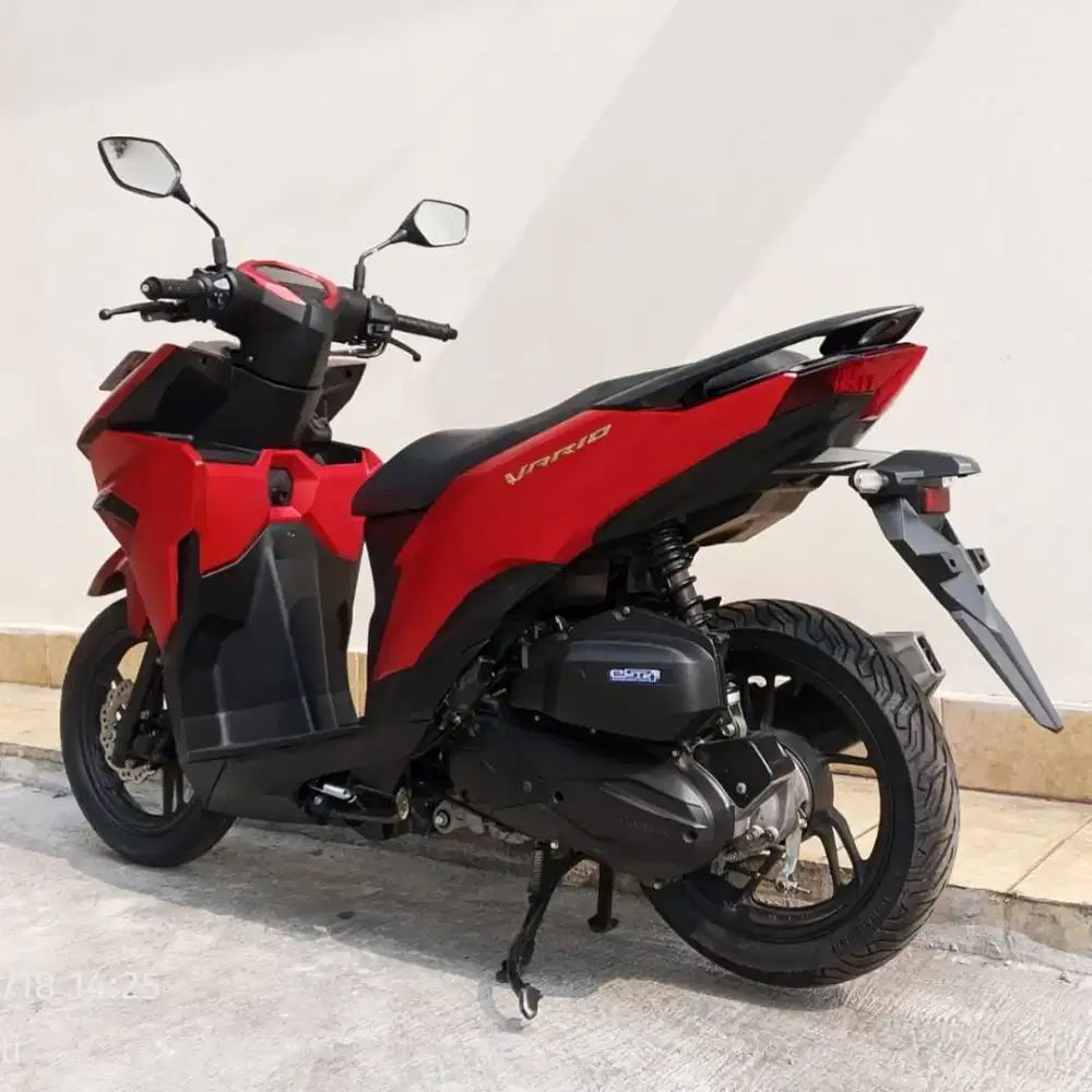 HONDA NEW VARIO 125 CBS ISS TAHUN 2025 CASH / KREDIT MURAH DP 700