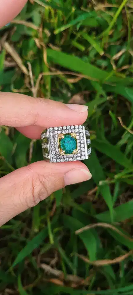 Cincin Perak 925 Natural Zamrud Zambia 1,13 Ct Bersertifikat IGC