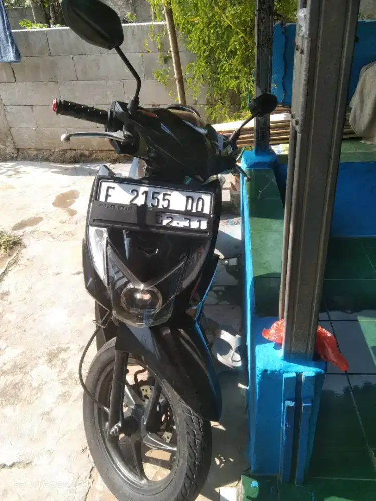 Beat esp tahun 2016 warna hitam