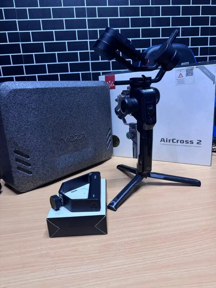 Gimbal Stabilizer Moza AirCross 2 Fullset + Thumb controller +  Case