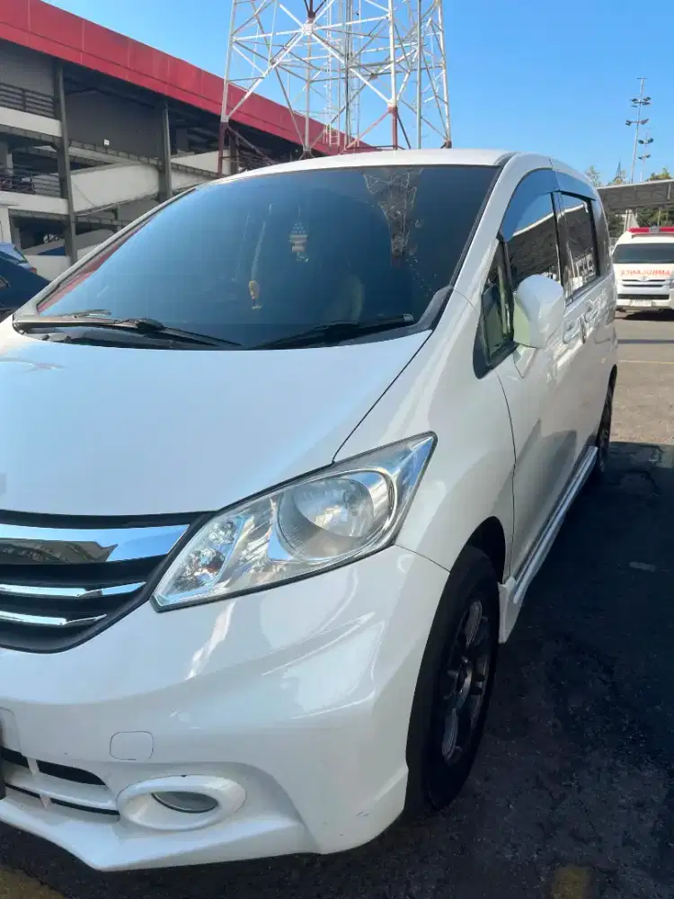 Dijual Honda Freed 2014 PSD Double Blower