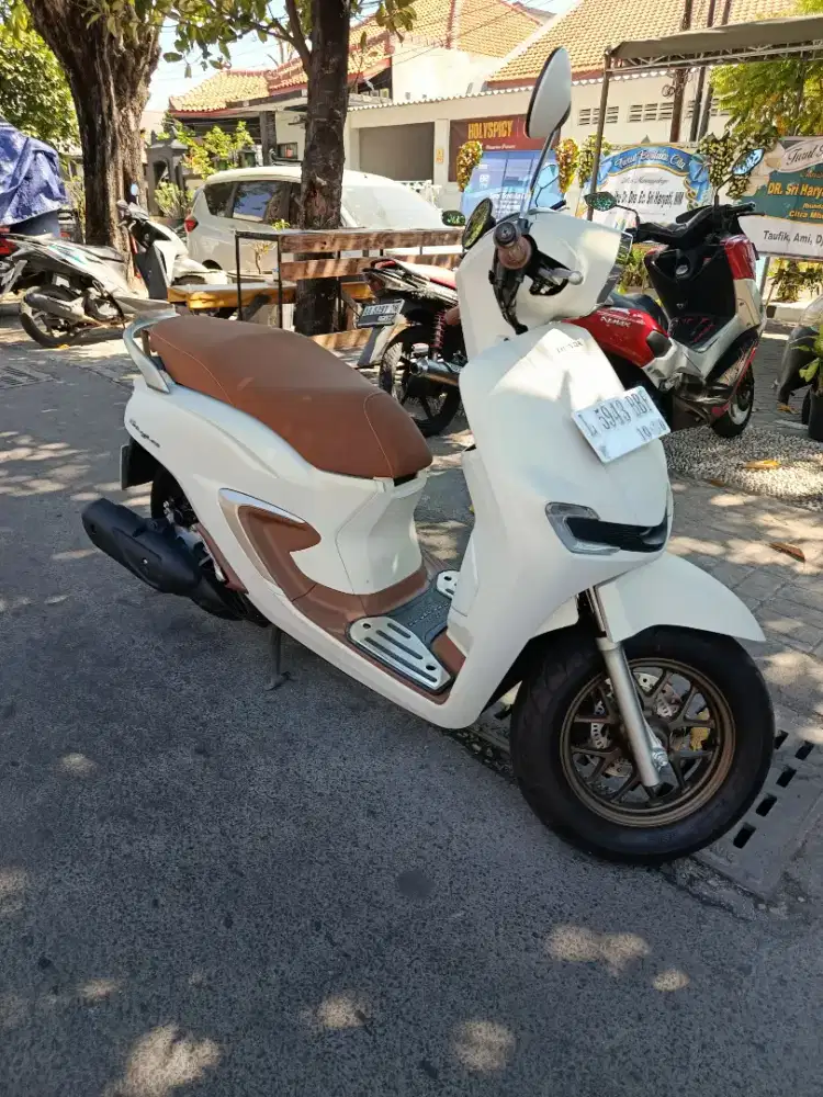 Stylo 2025 kilometer rendah 29jt