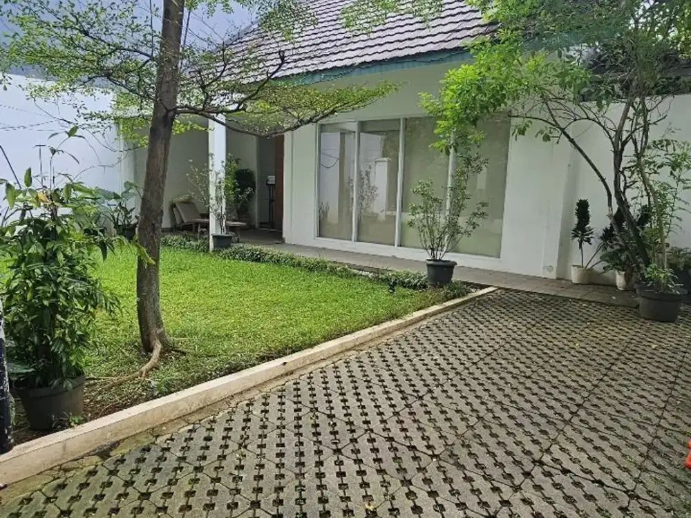 DISEWA RUMAH COCOK UNTUK SILENT OFFICE ATAU HUNIAN DI JL. HANGTUAH KEBAYORAN BARU JAKARTA SELATAN