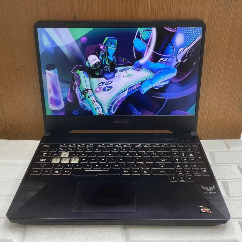LAPTOP ASUS TUF FX505DY RYZEN 5 3550H RAM 8 GB SSD 256 GB-Mulus