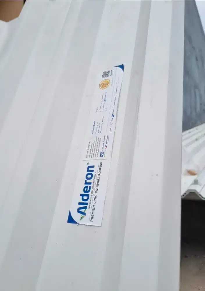 Atap  alderon 2 layer warna putih 6meter