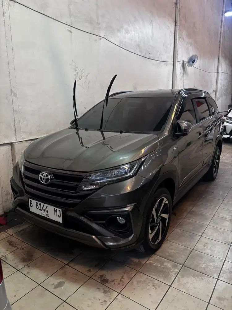 TOYOTA RUSH 2021 TYPE GR SPORT METIK