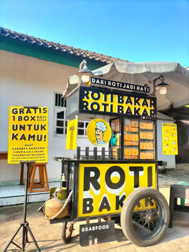 Gerobak Roti Bakar
