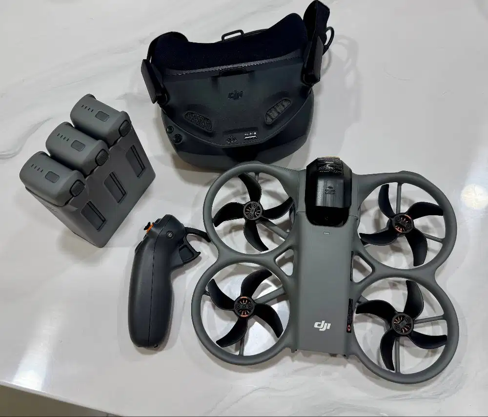 DJI Avata 360 8K Flagship 360° Drone Motion Combo (Goggles N3)