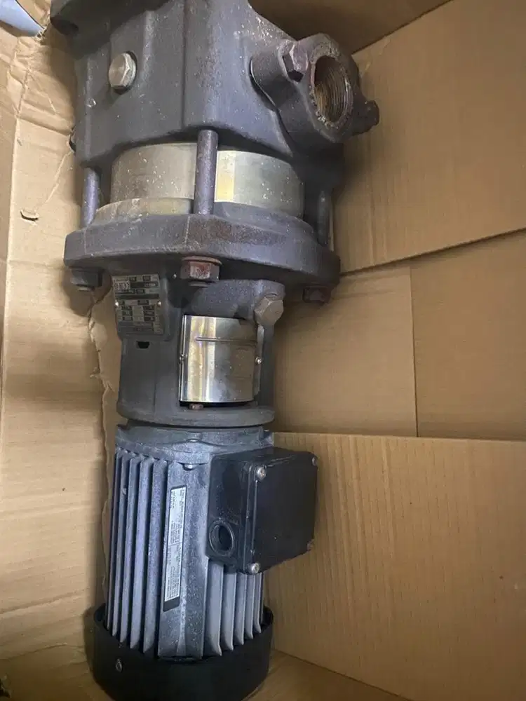 Pompa sentrifugal Type CR 10-02