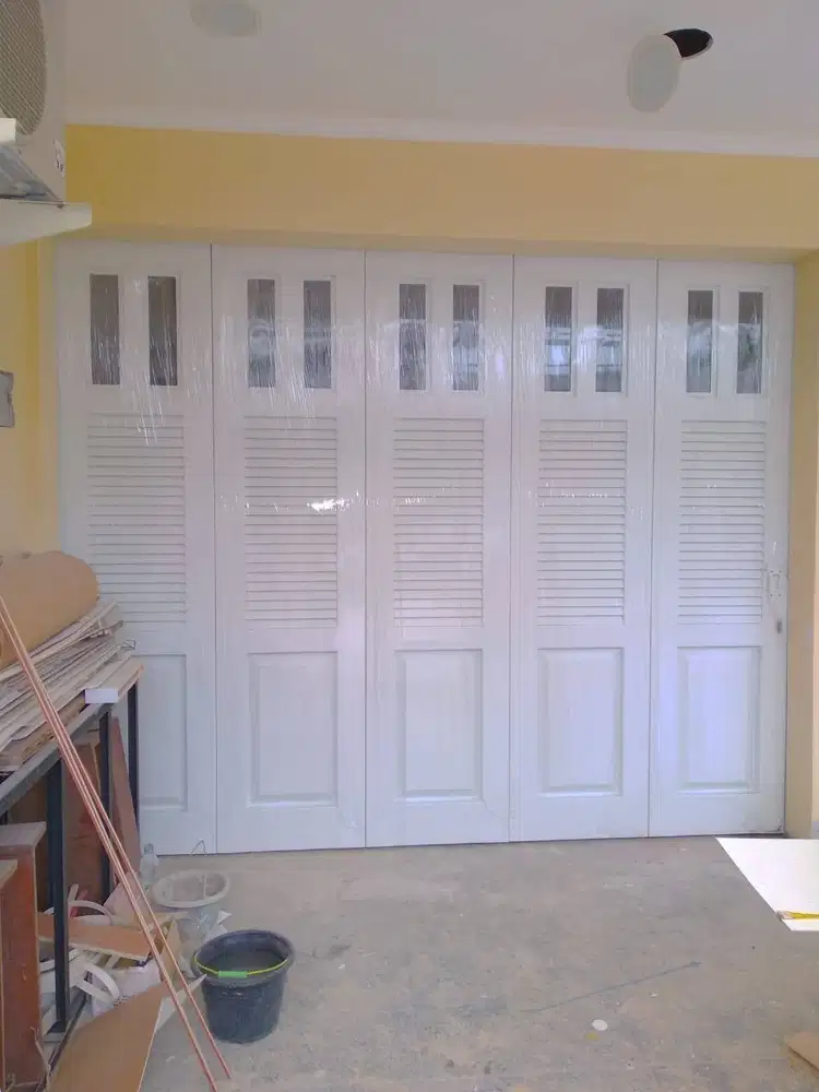 Pintu Garasi, Pintu Besi Lipat, Pintu Besi Geser Murah Bergaransi