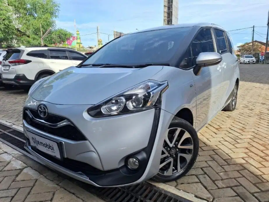 DP RENDAH Toyota Sienta 1.5 V Bensin-AT 2016 SOAS