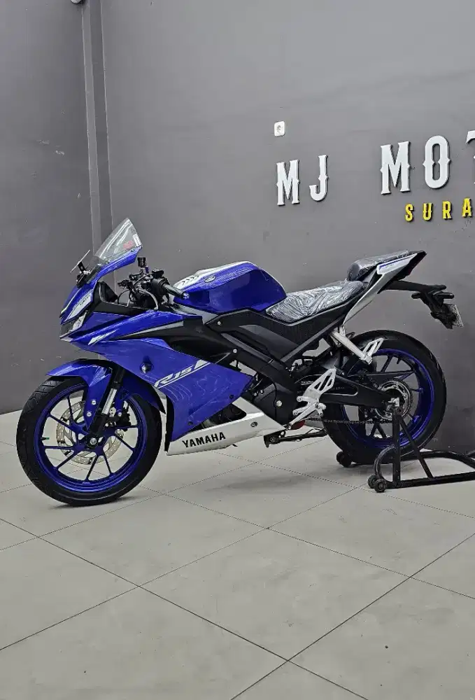 UNIT ISTIMEWAH Sport Bike YAMAHA R15 V3