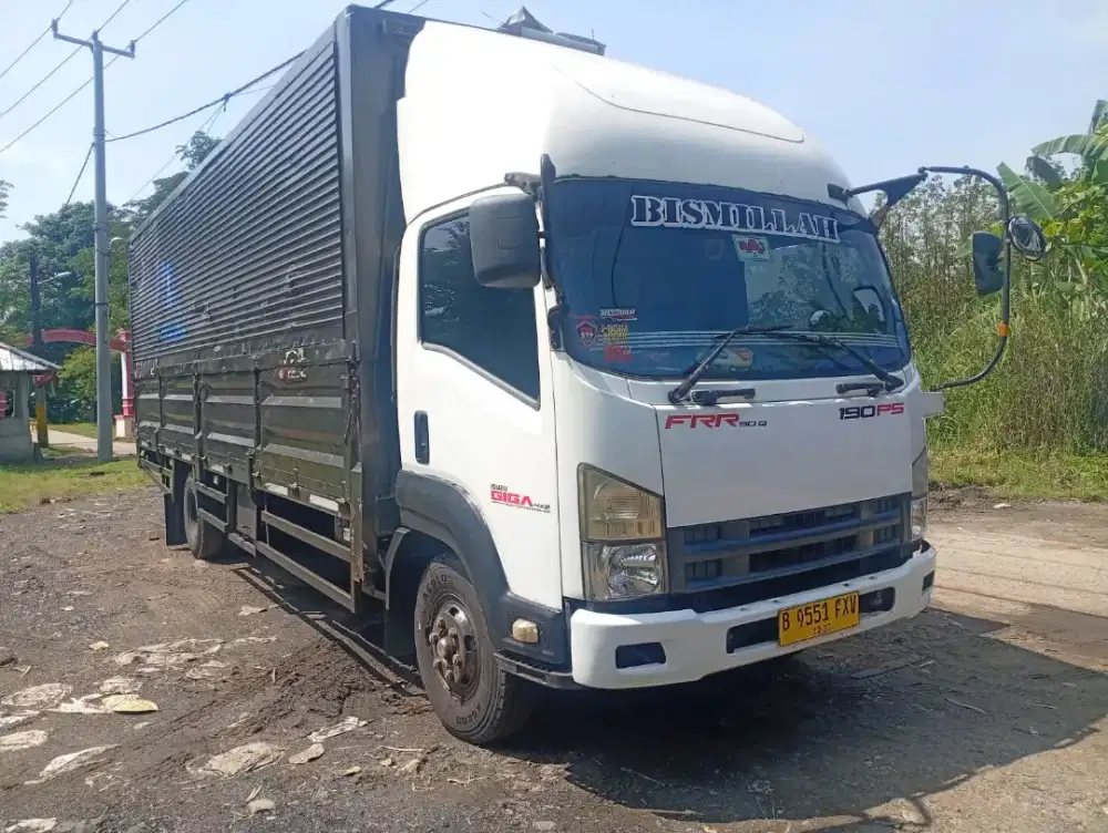 Isuzu frr long cdd wing box PowerStering