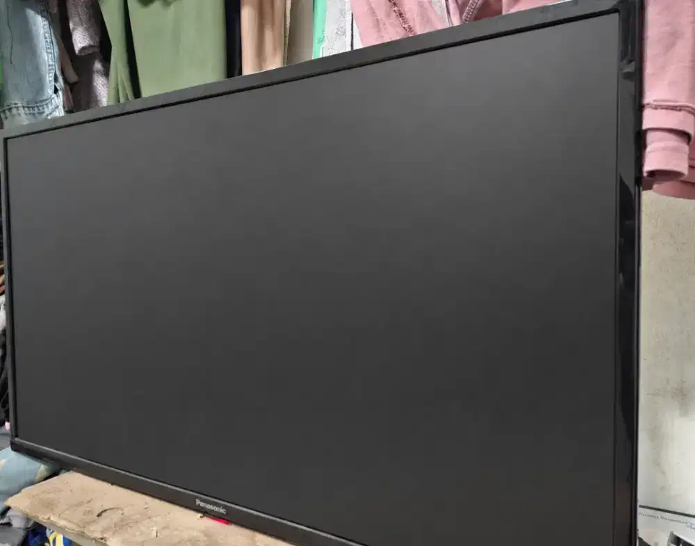 LED TV PANASONIC