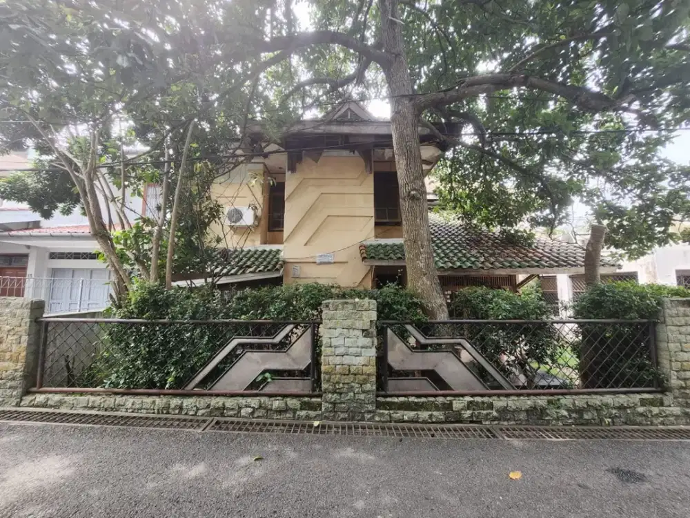 Rumah LELANG Murah SHM Nyaman kota bandung di Jalan Kelewih, Bandung