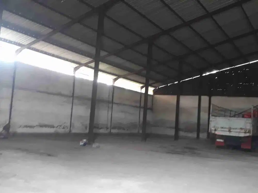 gudang sewa murah lokasi raya krian dekat tol
