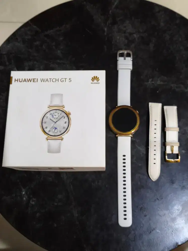 Huawei watch GT 5 fullset 41mm white