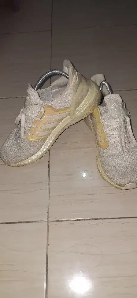 Sepatu runing 150K