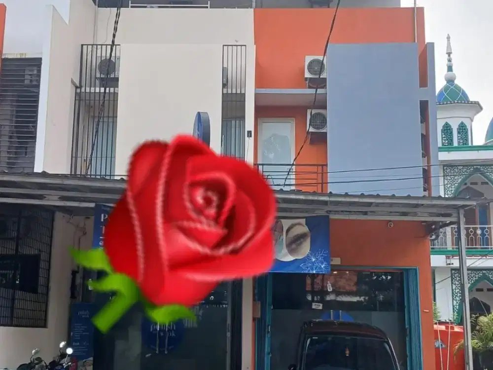 Dijual Ruko bisa Gandeng Hadap Jalan Raya di Kebon Jeruk