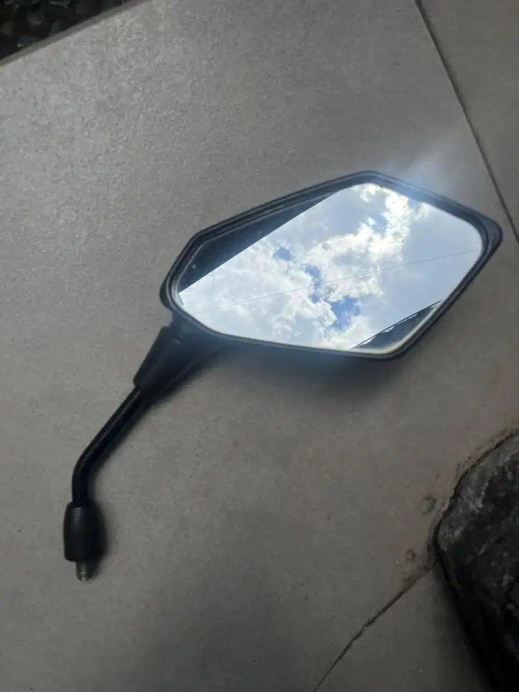 Spion Kanan Polytron Fox R