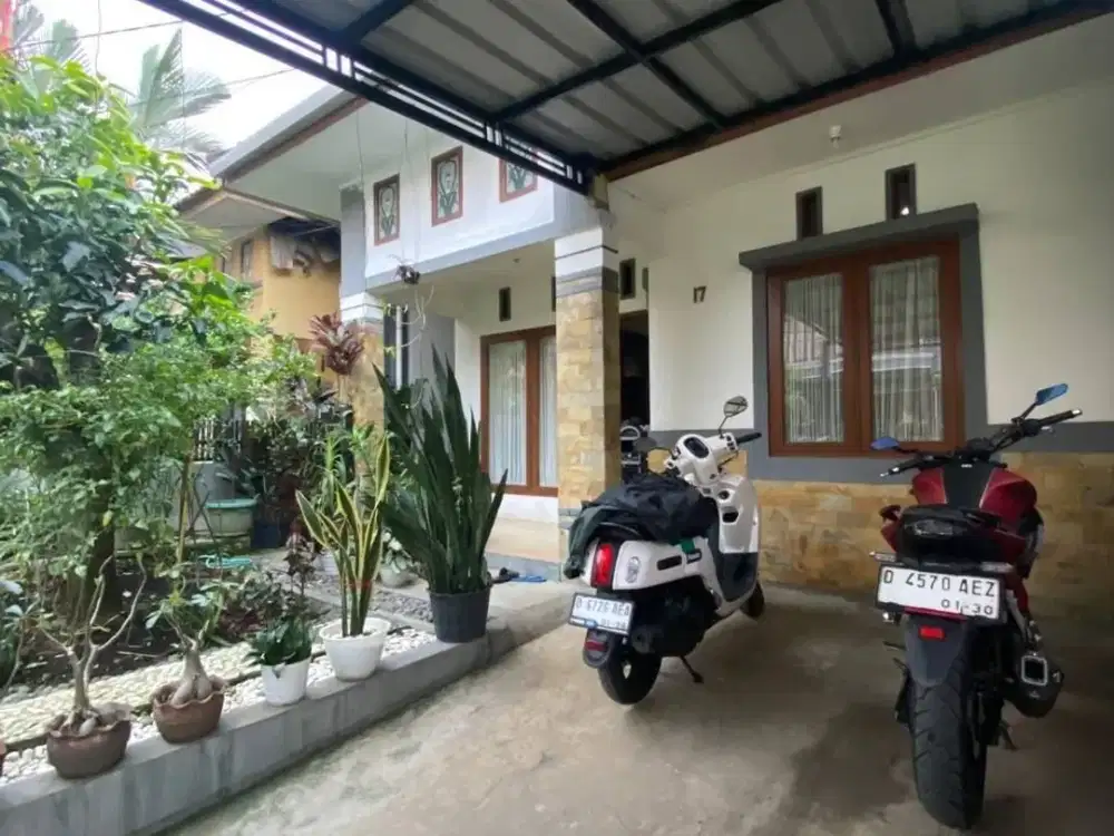 Rumah Asri Siap Huni Dekat Griya & Komplek Sport Jabar Arcamanik – Lokasi Strategis