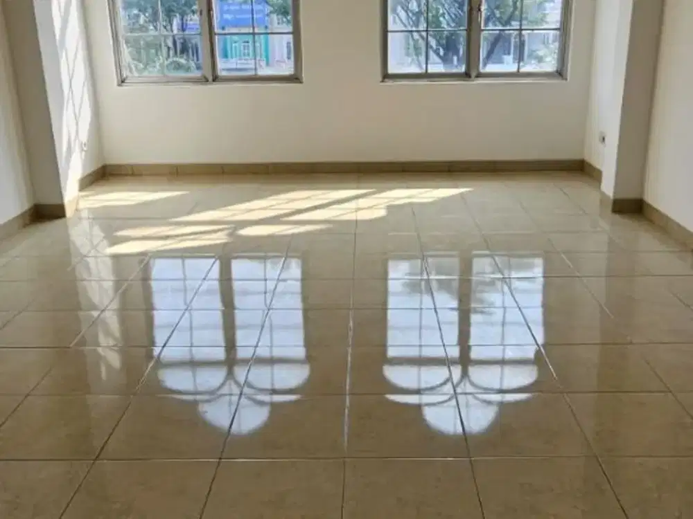 Dijual Ruko 3 Lantai di Medrisio 3 Gading Serpong Siap Pakai