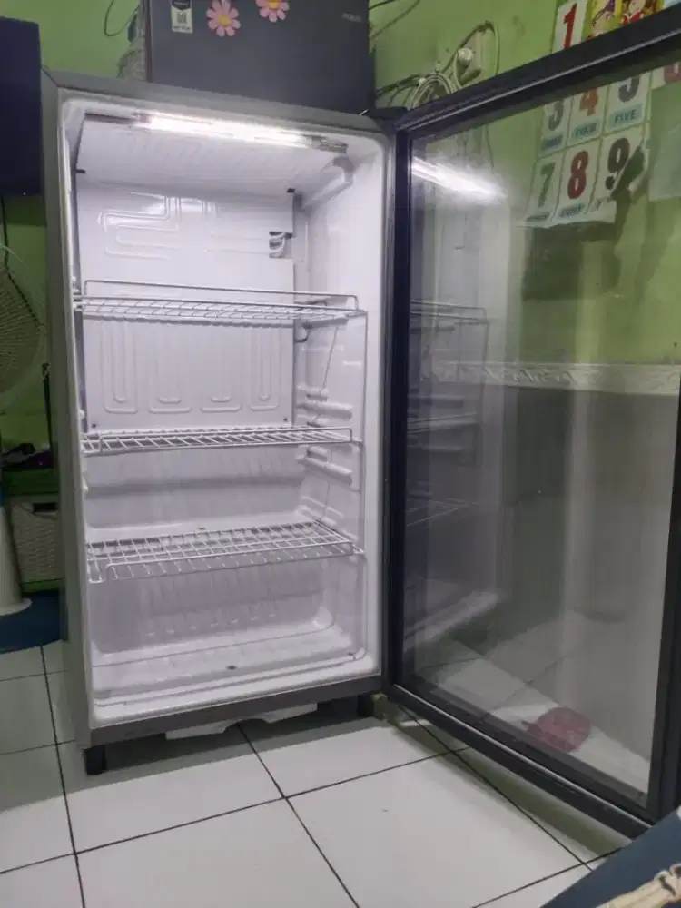 SHOWCASE KULKAS MASPION JUAL CEPAT
