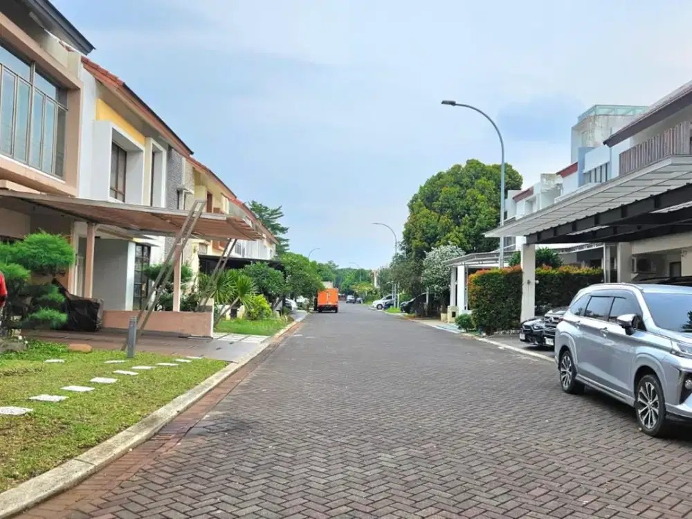 Rumah Luas 198m² Cluster Terdepan Jakarta Garden City