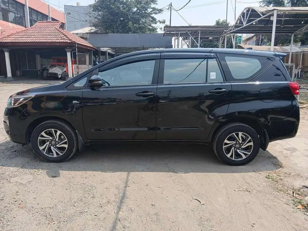 Toyota Kijang Innova 2021 Bensin