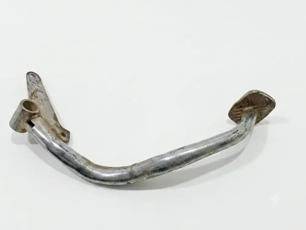 Pedal rem belakang Suzuki FR