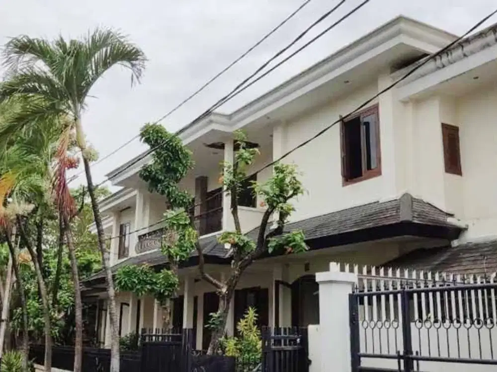 Rumah Mikasa Patra Kuningan, Jakarta Selatan, 650 m², 2 Lt, SHM