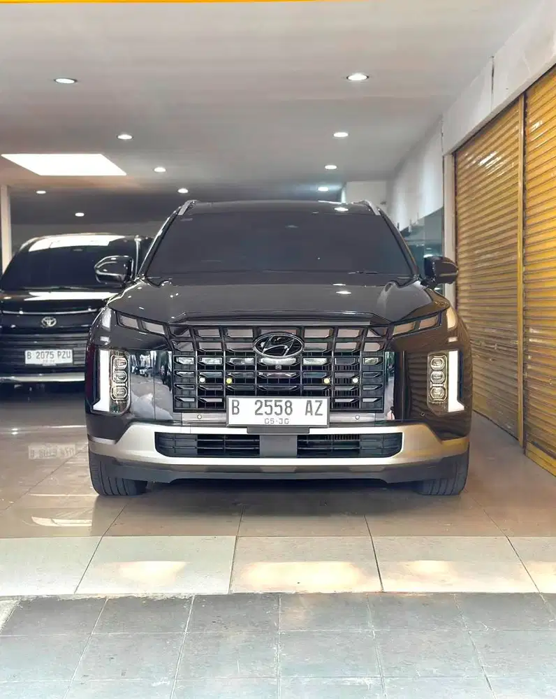 Kilometer 20rb Hyundai Palisade Signature Diesel 2024 Hitam