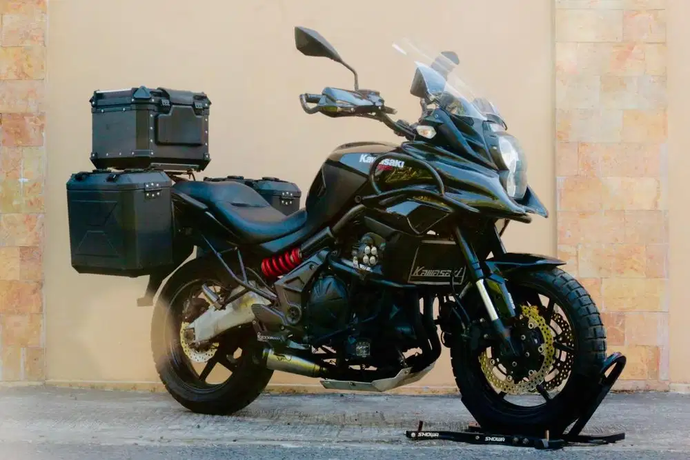 Kawasaki versys 650 ABS mulus like new mesin sehat siap turing