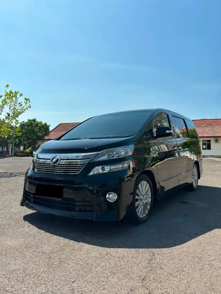 Toyota Vellfire z 2012 matic