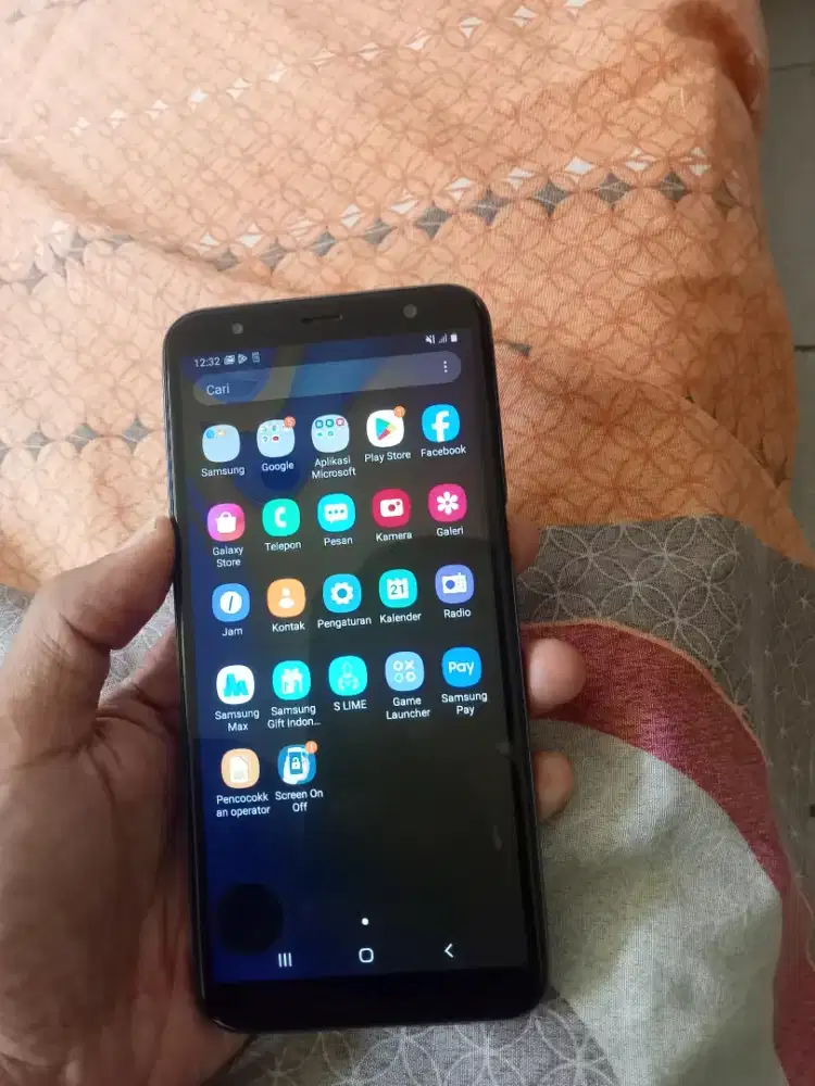 Samsung J6 plus ram 3/32