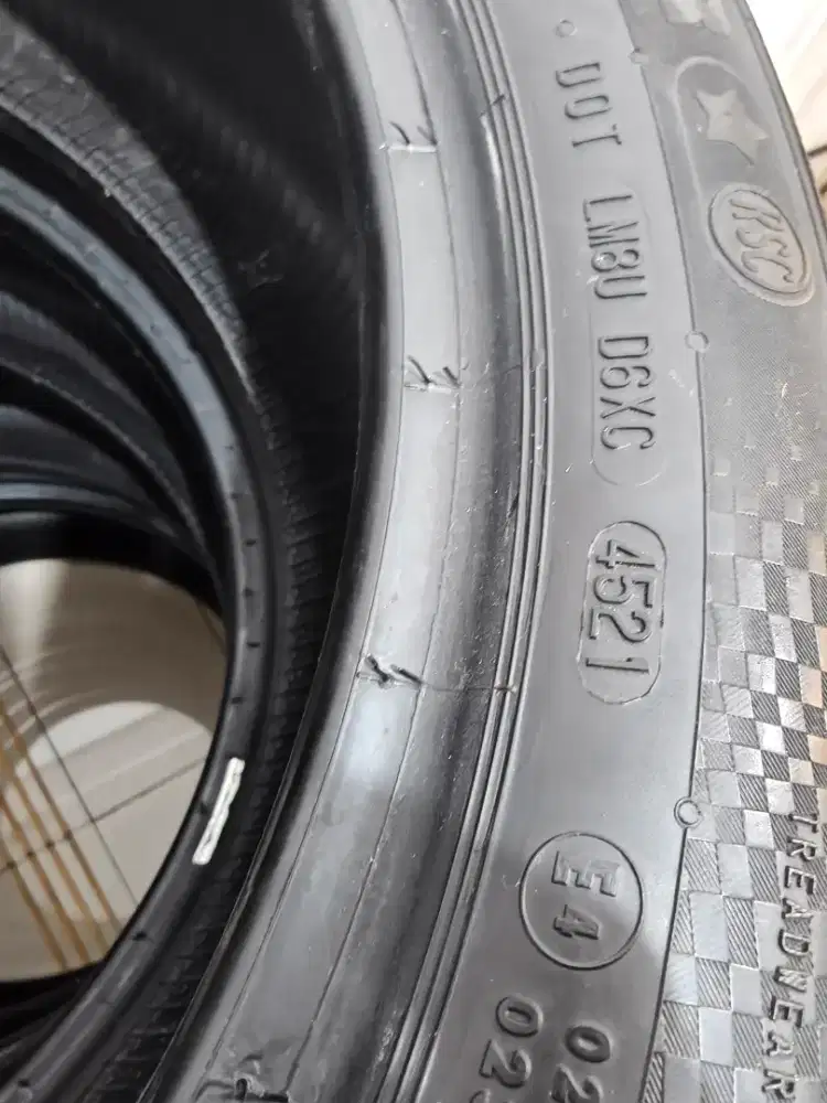 245/45R18 - Continental RFT