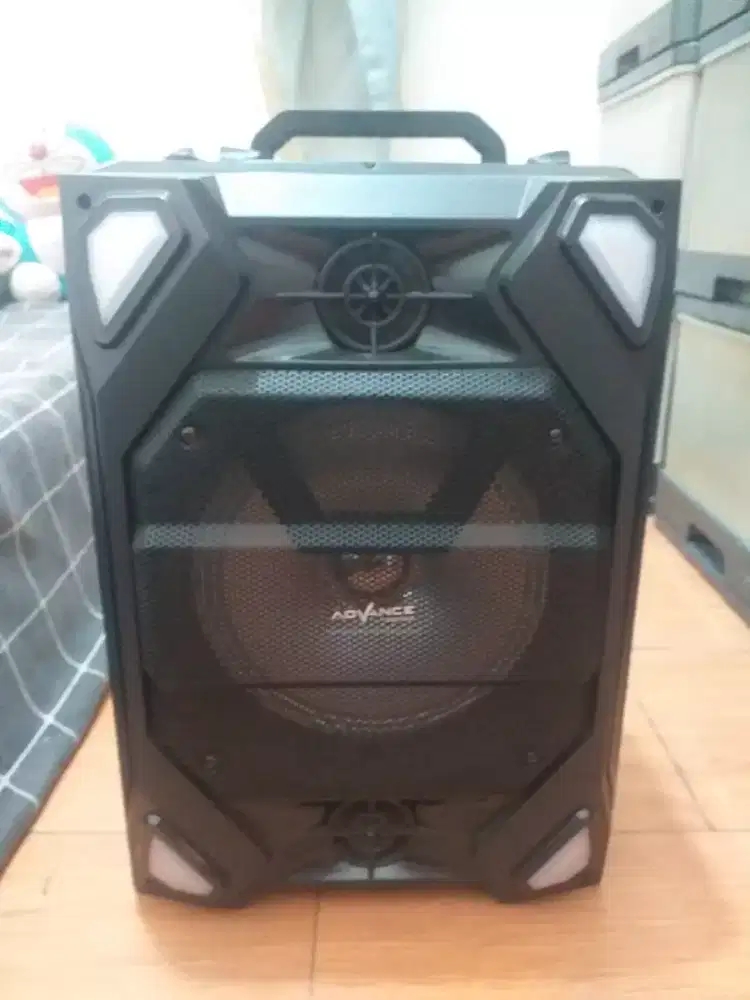 speaker bluetooth ADVANCE 15inci