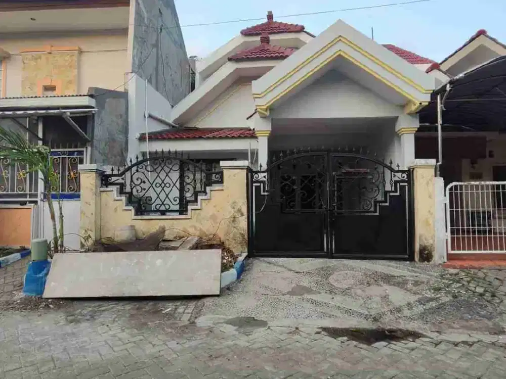 Disewakan rumah Surabaya Timur, Pantai Mentari. Termurah
