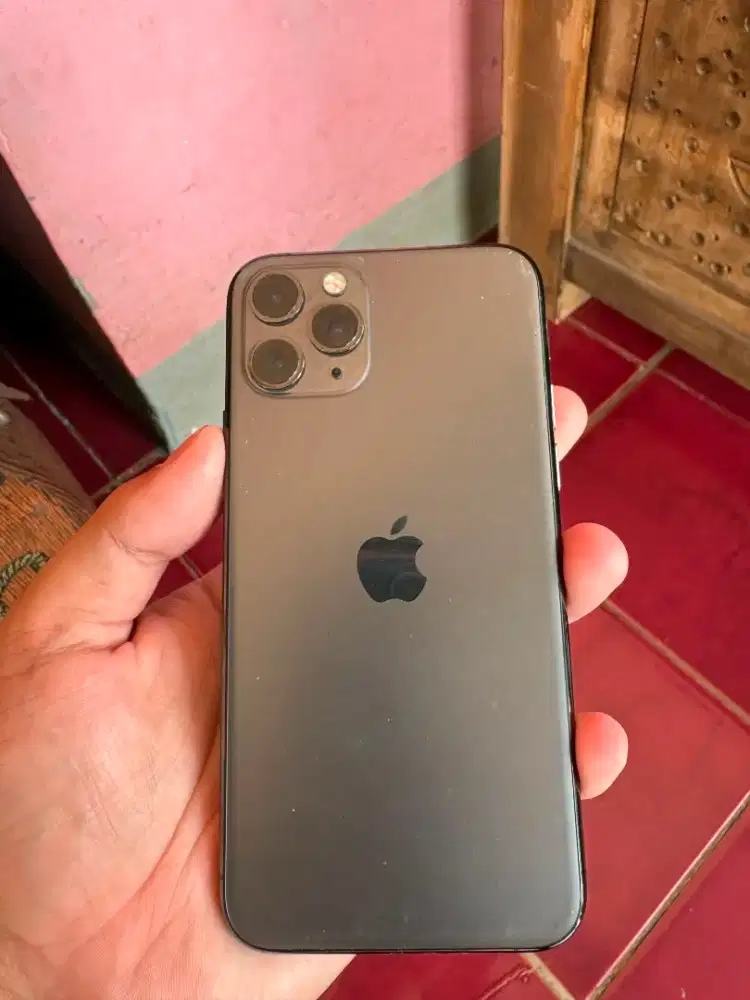 Dijual Cepat Ip 11 pro 64 gb All operator, jaringan aman