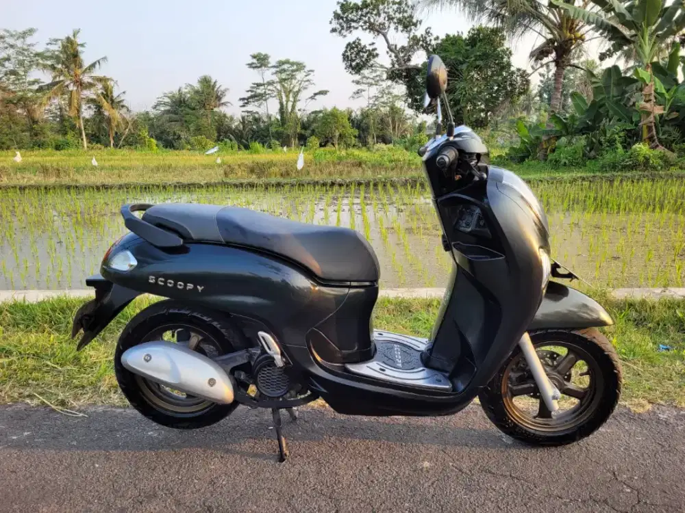 NEW SCOOPY PRESTIGE KEYLESS 2025