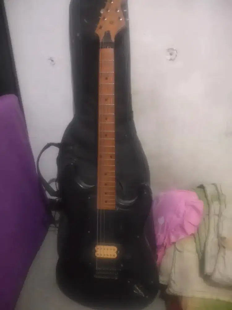 Gitar listrik edisi 1990 & Buat efek nya