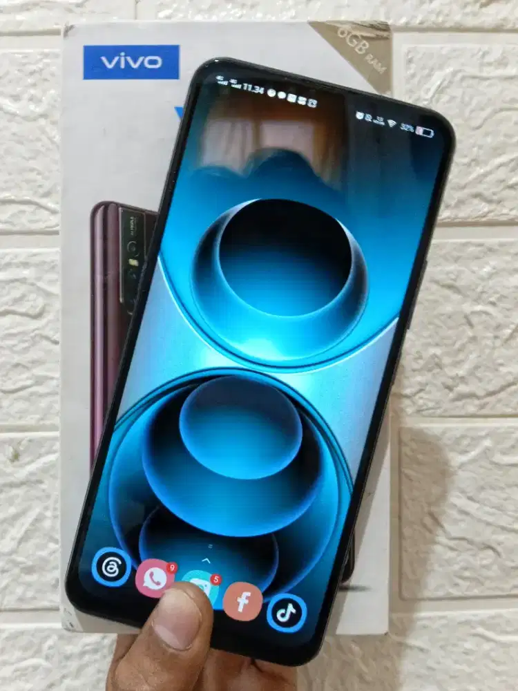 Vivo V15 6/64 Gb